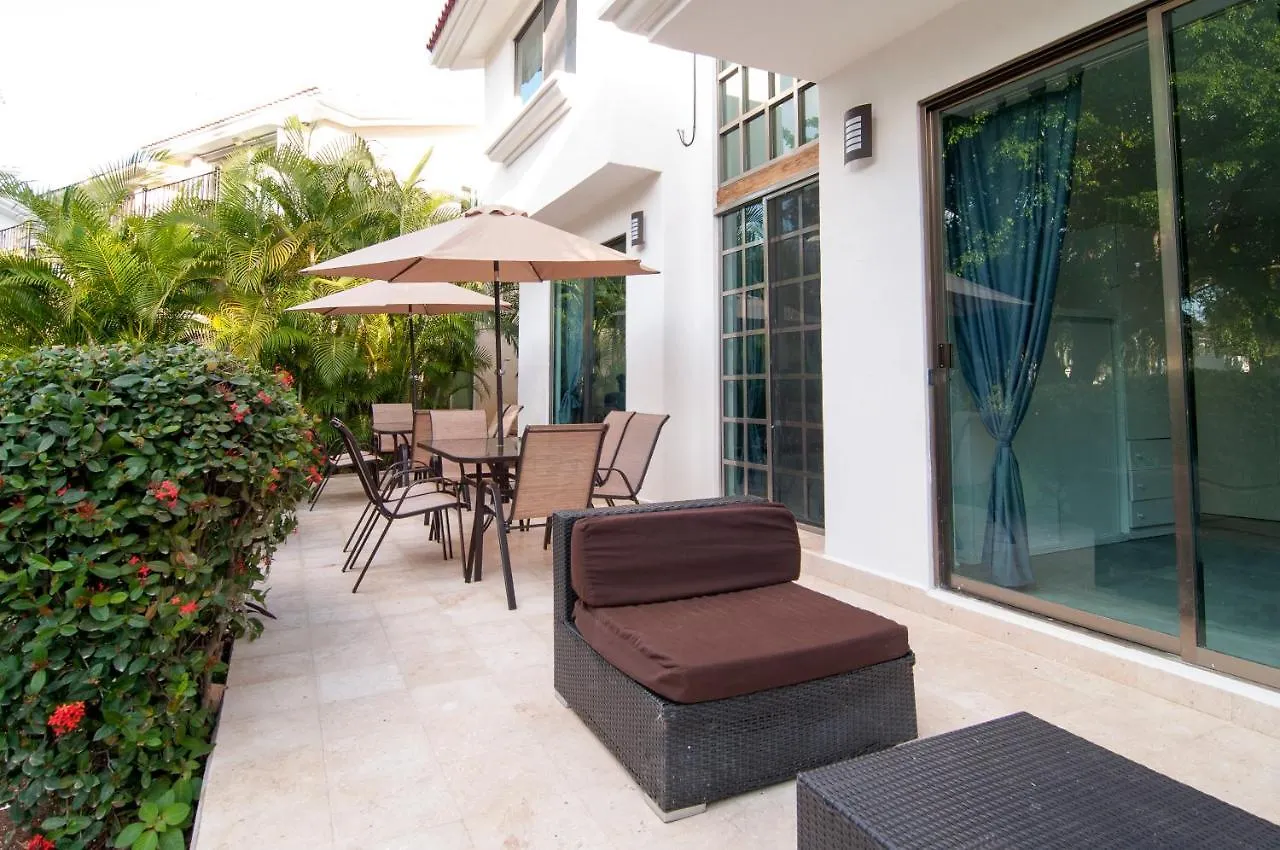 Villa La Paz Playa del Carmen